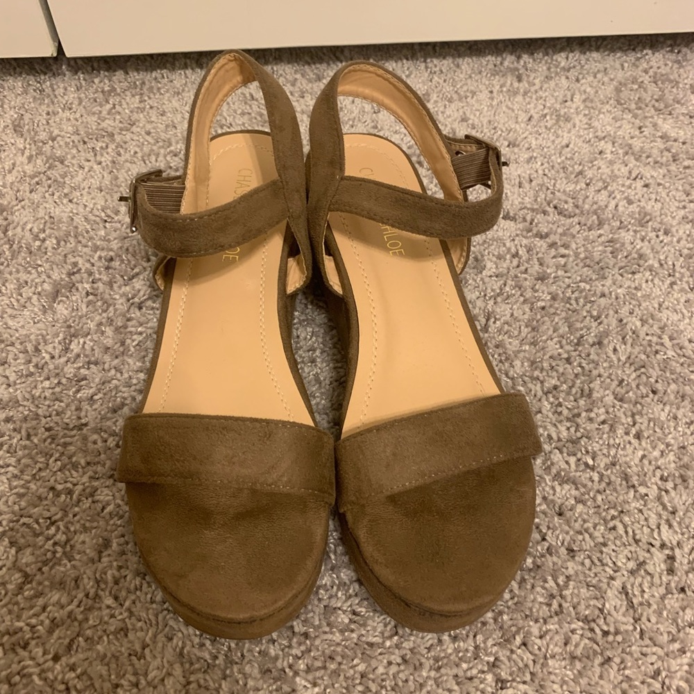 Platform sandals
